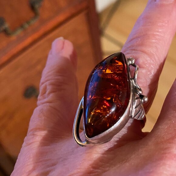 Amber and Sterling silver bracelet and ring - Picture 7 of 8